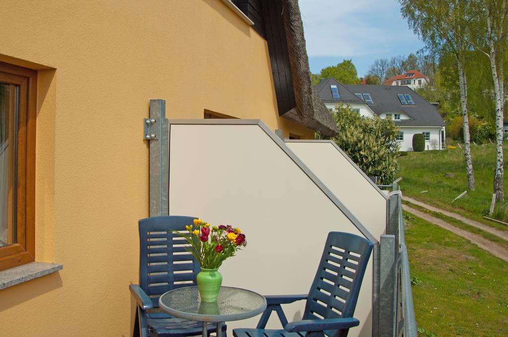 Отель Ferien Unterm Reetdach In Gohren Гёрен Экстерьер фото